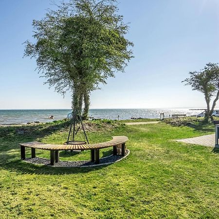 Beach Front Home In Sjolund With Kitchen Екстериор снимка