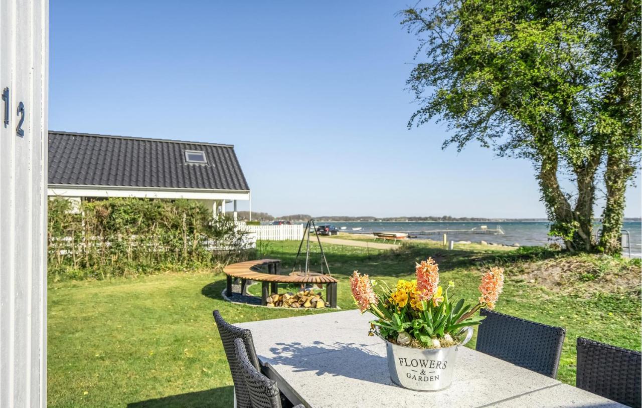Beach Front Home In Sjolund With Kitchen Екстериор снимка